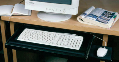 Tiroir à clavier coulissant